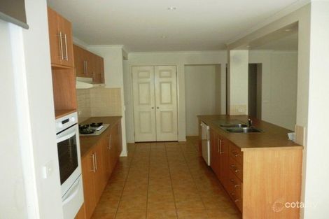 Property photo of 6 Vaucluse Boulevard Taylors Hill VIC 3037
