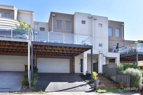 Property photo of 33 Duranta Drive Gowanbrae VIC 3043