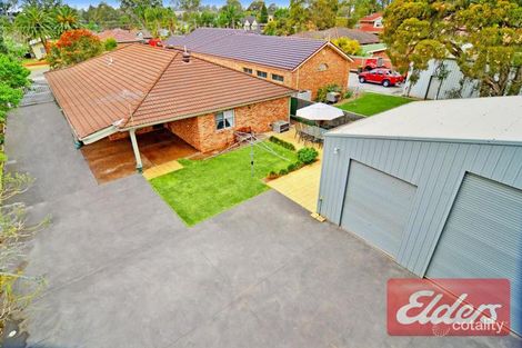 Property photo of 32 Carinya Road Girraween NSW 2145