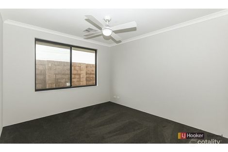 Property photo of 152 Bernborough Avenue Caversham WA 6055