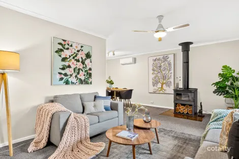 Property photo of 37 Campus Drive Aberfoyle Park SA 5159