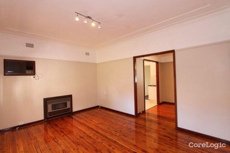 Property photo of 16 Tobruk Crescent Shortland NSW 2307