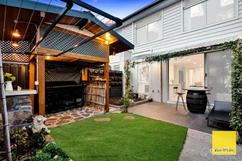 Property photo of 24 Congo Drive Tarneit VIC 3029