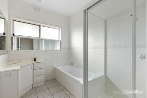 Property photo of 254 Nell Street West Watsonia VIC 3087