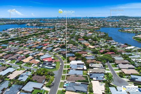 Property photo of 7 Pristine Court Varsity Lakes QLD 4227