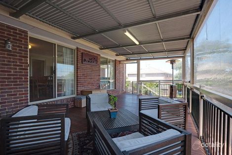 Property photo of 18 Honeyeater Terrace South Morang VIC 3752