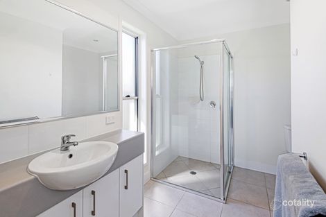 Property photo of 18 Henning Crescent Meridan Plains QLD 4551