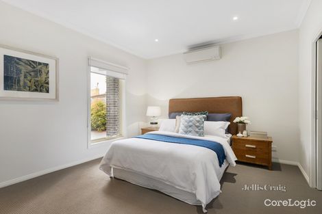 Property photo of 2/514 Waverley Road Mount Waverley VIC 3149