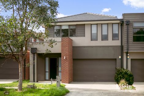Property photo of 15 Amaroo Walk Werribee VIC 3030