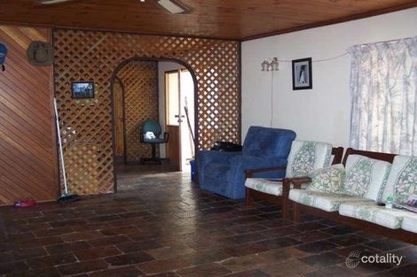 Property photo of 146 Jacaranda Drive Millstream QLD 4888