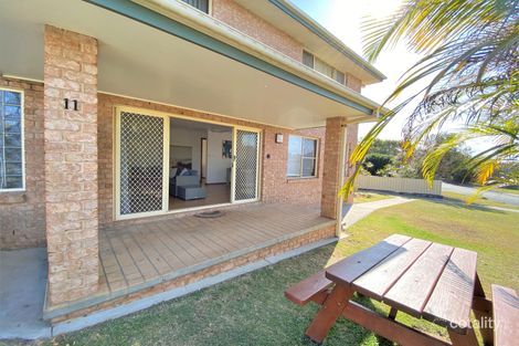 11 Acacia St, Minnie Water, NSW 2462