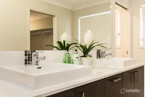 32 Sunningdale Ave, Rochedale South, QLD 4123