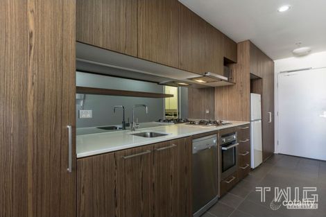 Property photo of 2503/350 William Street Melbourne VIC 3000