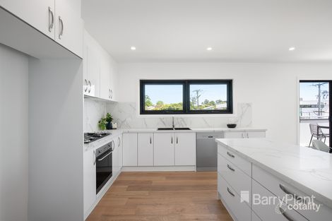 Property photo of 3/1 Banool Quadrant Doncaster East VIC 3109