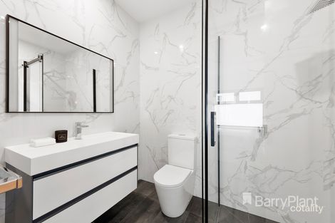 Property photo of 3/1 Banool Quadrant Doncaster East VIC 3109
