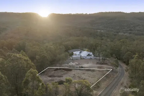81 Tabletop Dr, Withcott, QLD 4352
