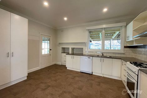 Property photo of 194 High Street Kangaroo Flat VIC 3555
