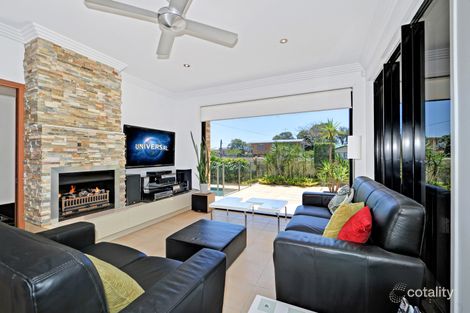 Property photo of 1/10 Broad Street Labrador QLD 4215