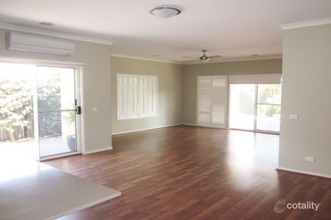 Property photo of 13 Lewisham Place Craigieburn VIC 3064