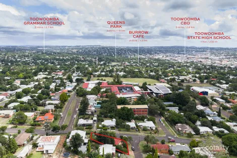 Property photo of 12 Beck Street Mount Lofty QLD 4350