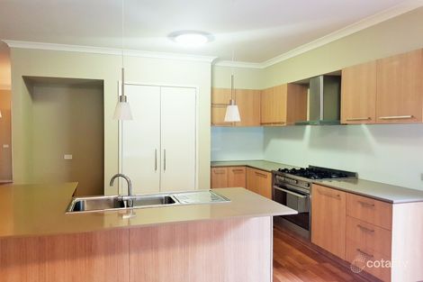 Property photo of 13 Lewisham Place Craigieburn VIC 3064