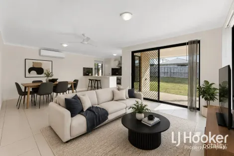 15 Combs St, Yarrabilba, QLD 4207