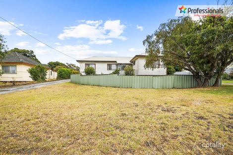 Property photo of 7 William Street Yakamia WA 6330