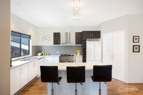 Property photo of 2/183 Lakedge Avenue Berkeley Vale NSW 2261