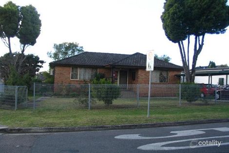 Property photo of 2 Bracknell Road Canley Heights NSW 2166