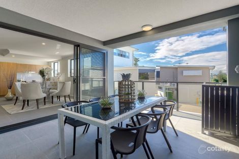 Property photo of 2/11 Fraser Street Morningside QLD 4170