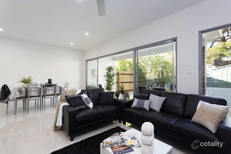 Property photo of 4/49 Hawthorne Road Hawthorne QLD 4171