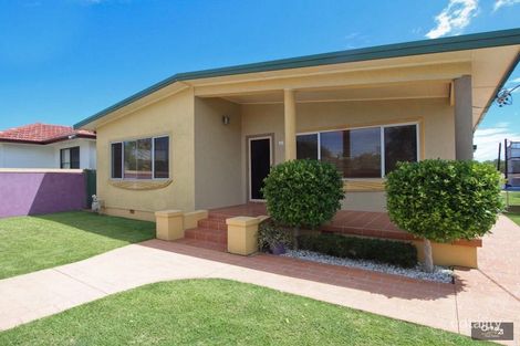 Property photo of 15 Robert Street Belmont South NSW 2280