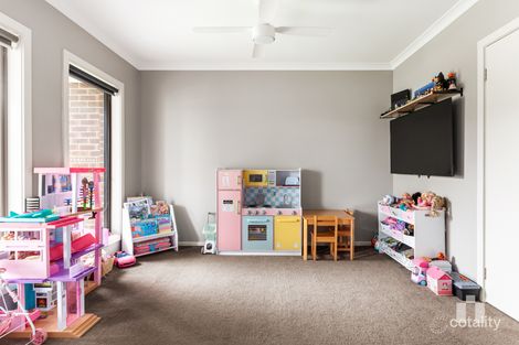 Property photo of 27 Mandalay Circuit Beveridge VIC 3753