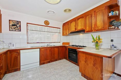 Property photo of 22 Mulhall Drive St Albans VIC 3021