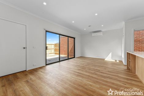 22 Handley Cres, Officer, VIC 3809