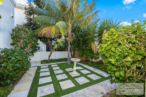 Property photo of 2 Alexandria View Mindarie WA 6030