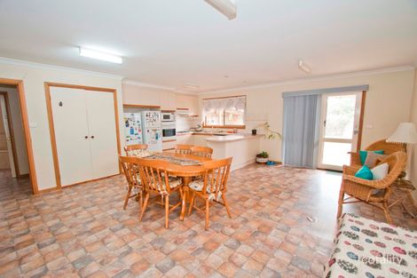 Property photo of 64 Barries Road Melton VIC 3337