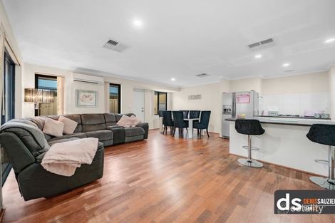 Property photo of 2 Kirkcaldy Terrace Hocking WA 6065