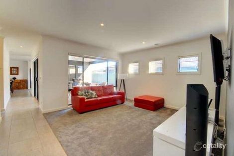 Property photo of 13 Westcliffe Crescent Sebastopol VIC 3356