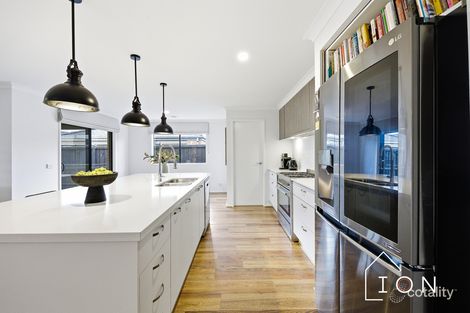 Property photo of 15 Freshman Avenue Clyde VIC 3978
