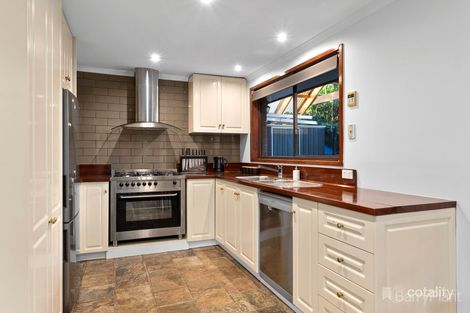 Property photo of 18 Shiraz Crescent Narre Warren VIC 3805
