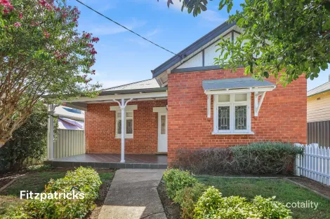 19 Broad St, Wagga Wagga, NSW 2650