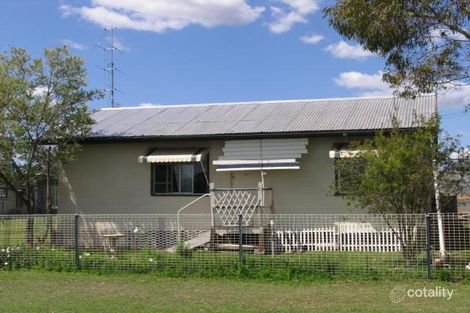 9 Gillam St, Clifton, QLD 4361