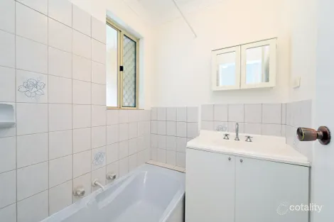 Property photo of 36 Dunmore Circuit Merriwa WA 6030