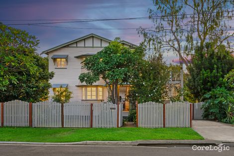 15 Wylie Ave, Coorparoo, QLD 4151