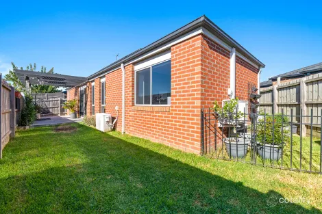 Property photo of 19 Sandstone Circuit Carrum Downs VIC 3201