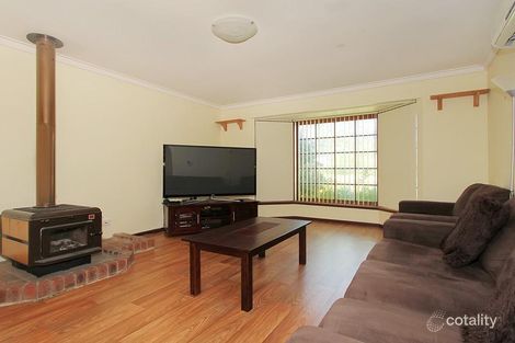Property photo of 4 Kulindi Crescent Wanneroo WA 6065