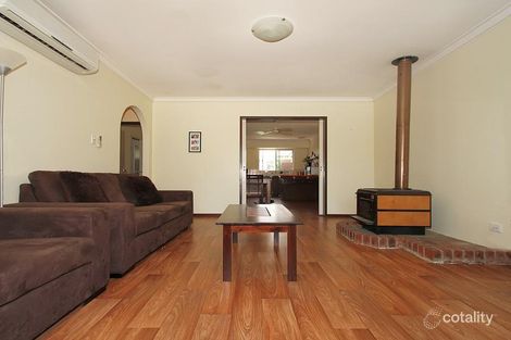 Property photo of 4 Kulindi Crescent Wanneroo WA 6065