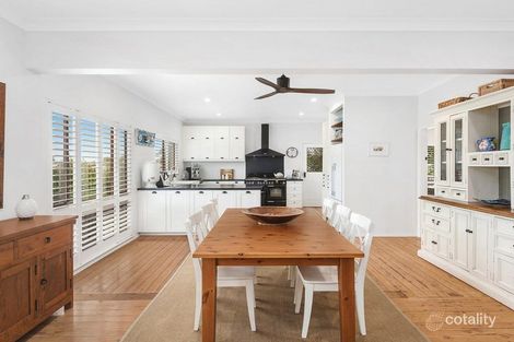 Property photo of 10 Seaview Avenue Wamberal NSW 2260