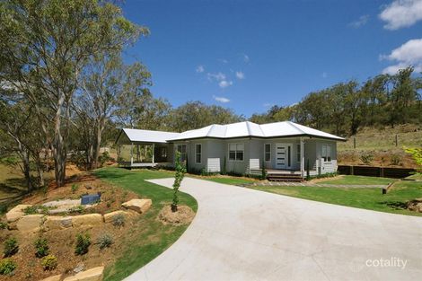 Property photo of 14 Hamblin Court Mount Rascal QLD 4350